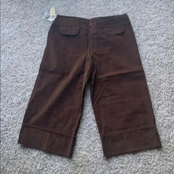 New Z universe Brown corduroy capris - Picture 2 of 4